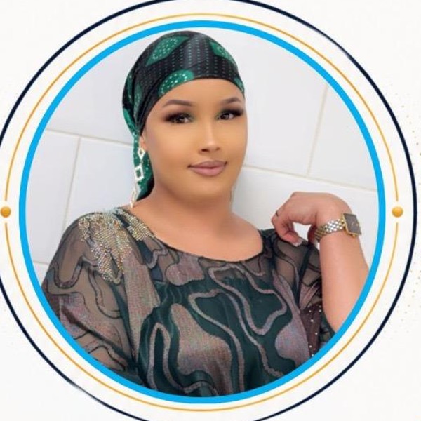 Asma Queen – Somalische artiest · performer · entertainer